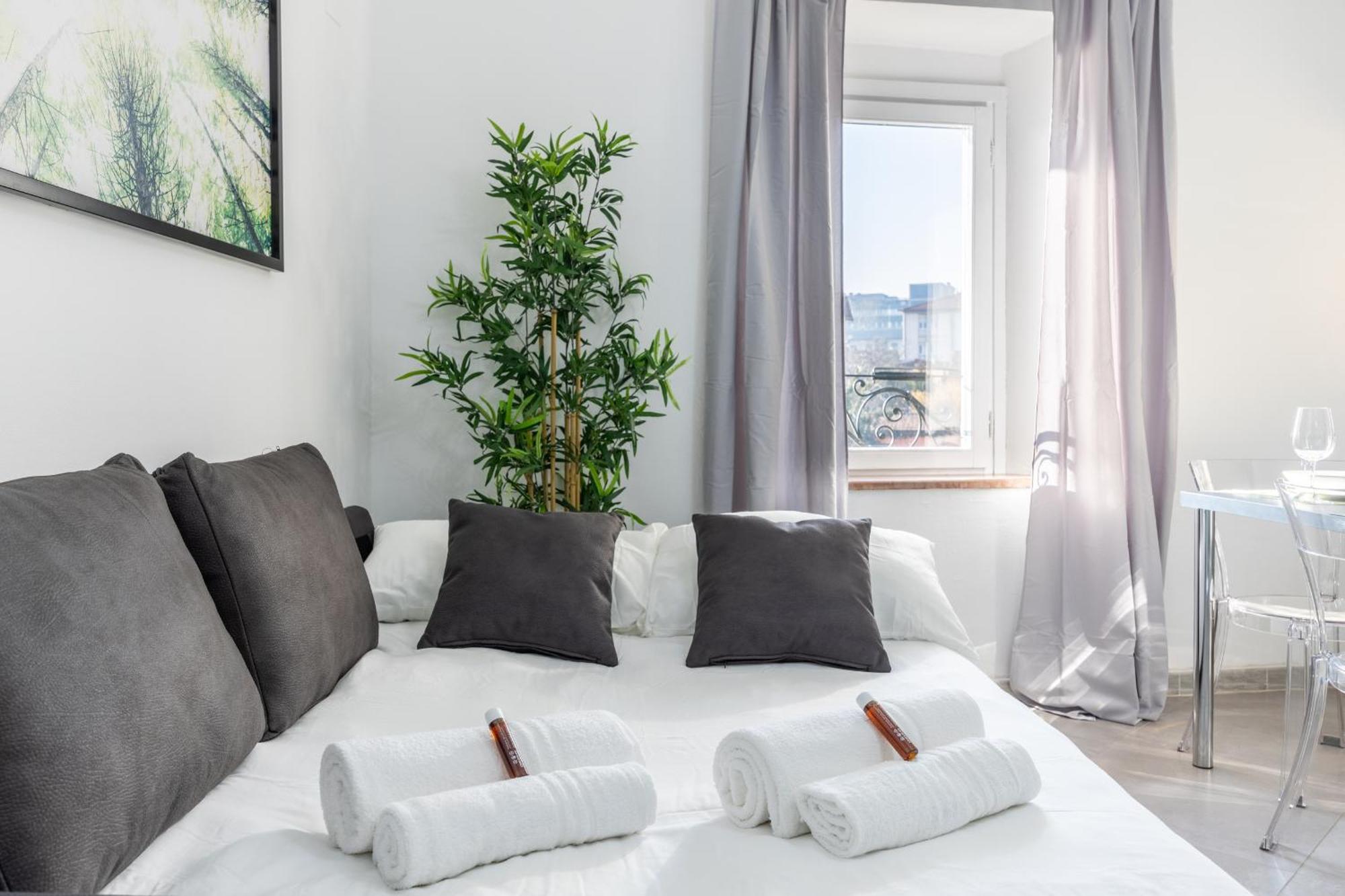 6 Minuti Airport Orio Al Serio, Vista Fiume E Wifi Apartment *